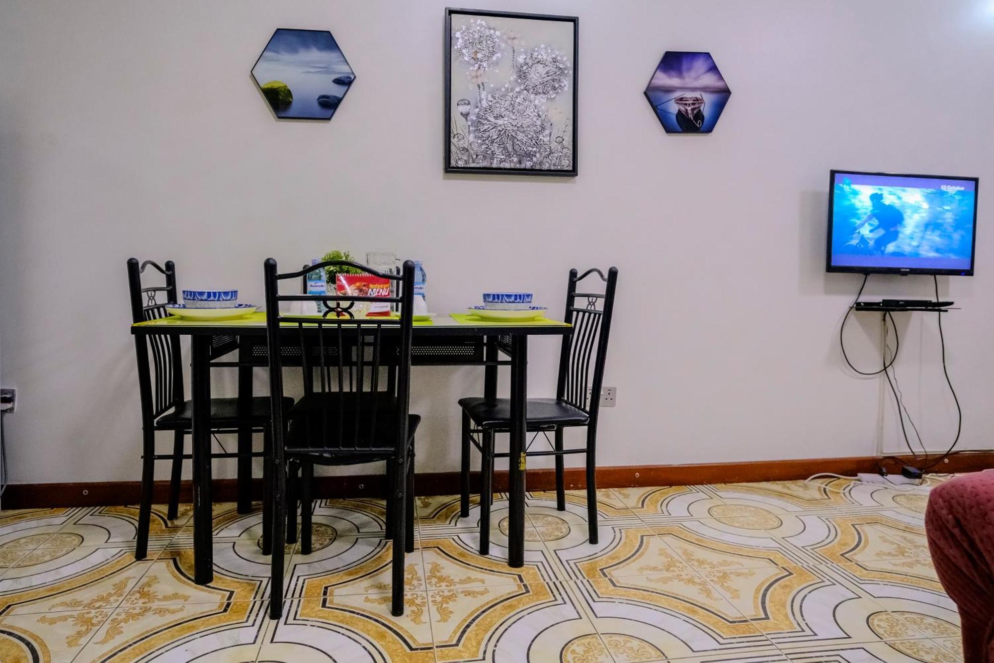 Apartment Crystal Uganda Next To Un Base Entebbe